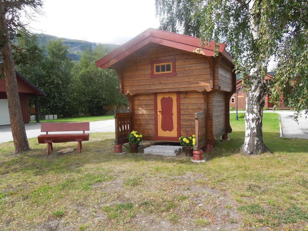 Skjak Turistheim Hotel Exterior photo